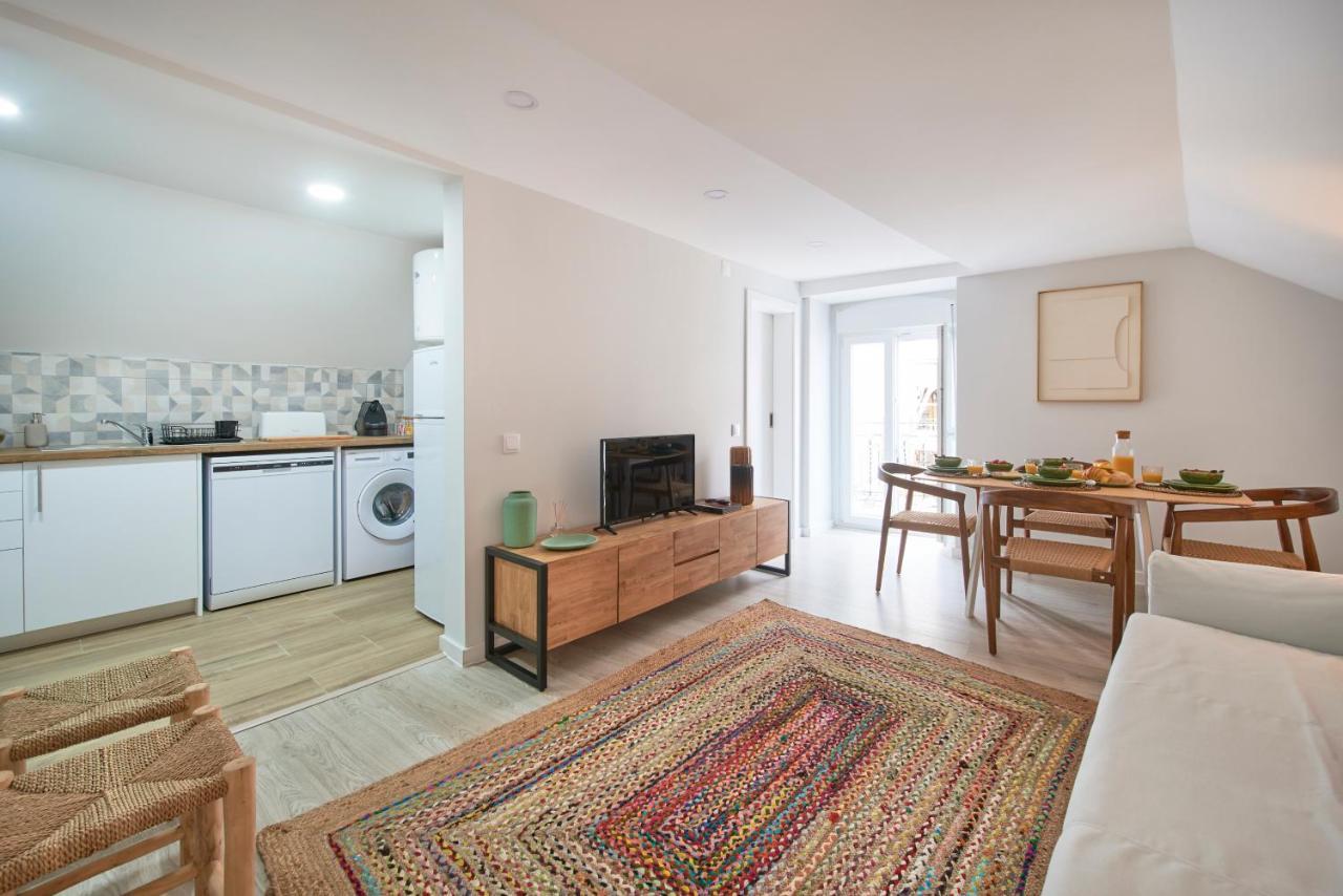 Renovated House Near Beaches, By Timecooler Holiday home