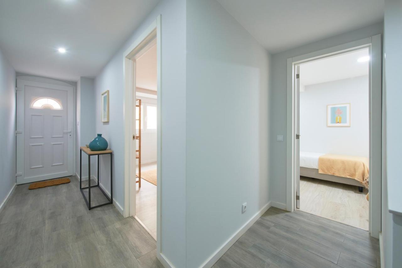 Renovated House Near Beaches, By Timecooler * Setubal